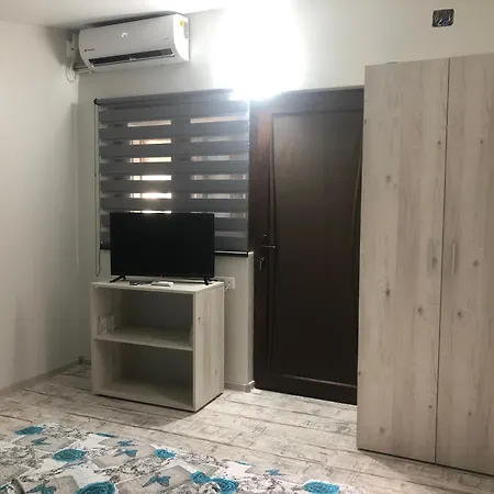 Guest house Any House *